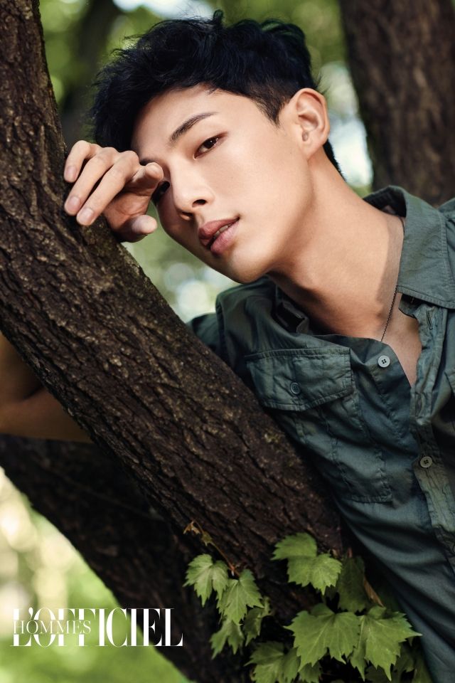 Ji Soo Shows Chiseled Jawline For June L’Offical Hommes Pictorial